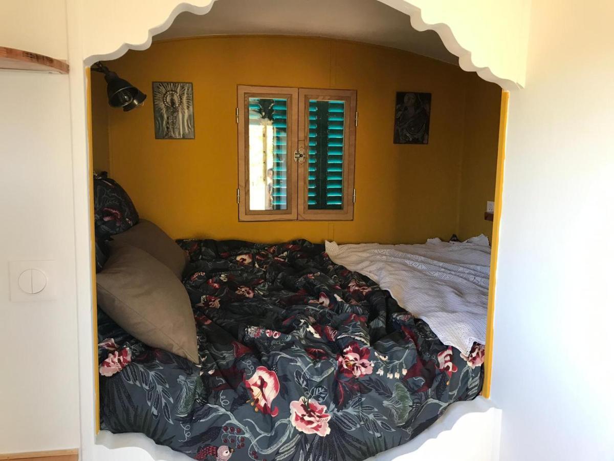 La Chambre D'Apolline Grambois Экстерьер фото